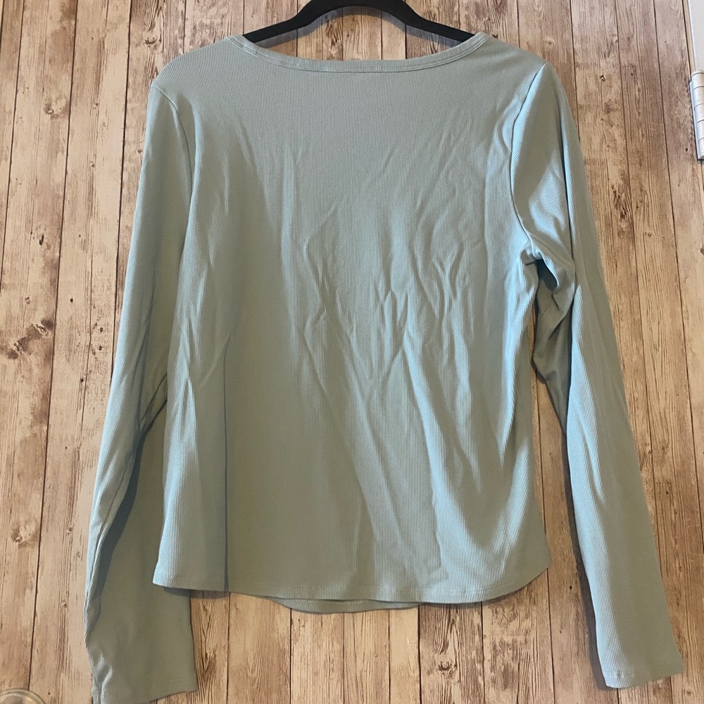Athleta XL Women's Light Blue / green Long Sleeve Cropped Top ribbed Basic - Picture 5 of 5
